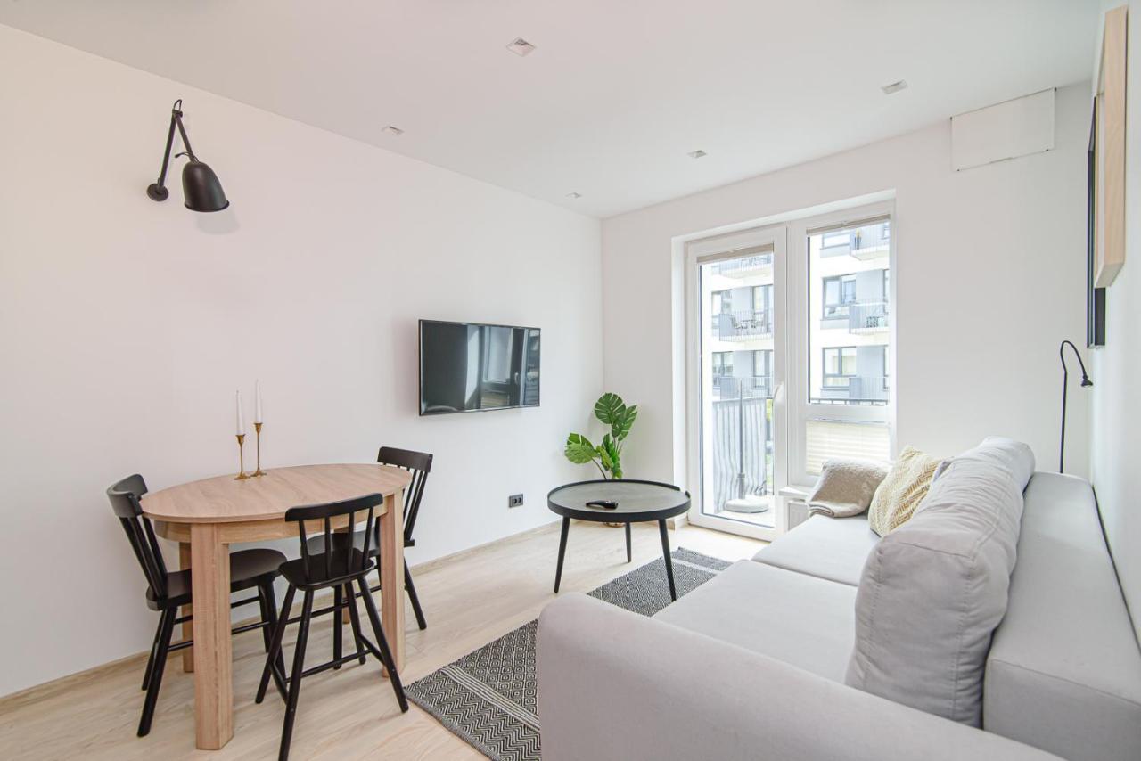 Modern Apartment Next To Ozas Park By Urban Rent Wilno Zewnętrze zdjęcie