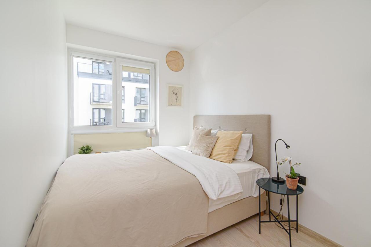 Modern Apartment Next To Ozas Park By Urban Rent Wilno Zewnętrze zdjęcie