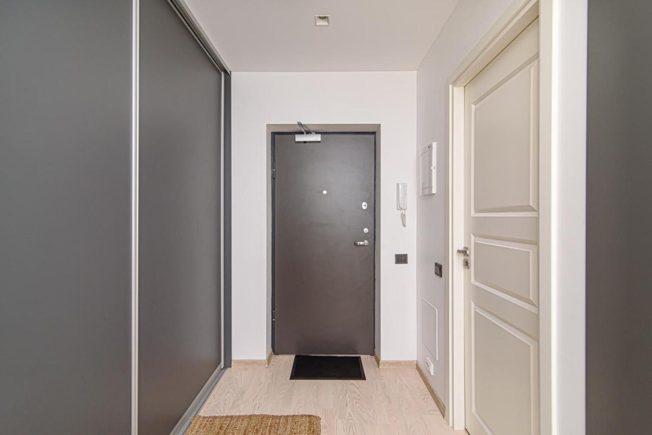Modern Apartment Next To Ozas Park By Urban Rent Wilno Zewnętrze zdjęcie