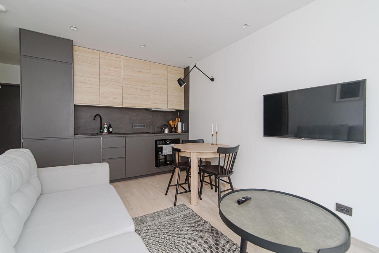 Modern Apartment Next To Ozas Park By Urban Rent Wilno Zewnętrze zdjęcie
