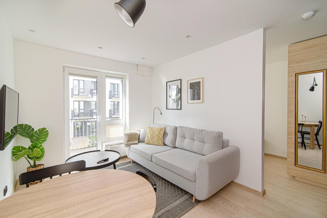 Modern Apartment Next To Ozas Park By Urban Rent Wilno Zewnętrze zdjęcie